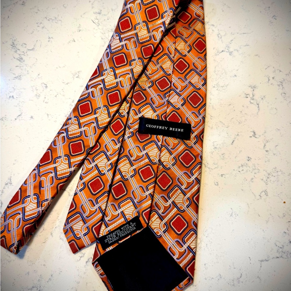 Beene Men’s tie- Multicolor